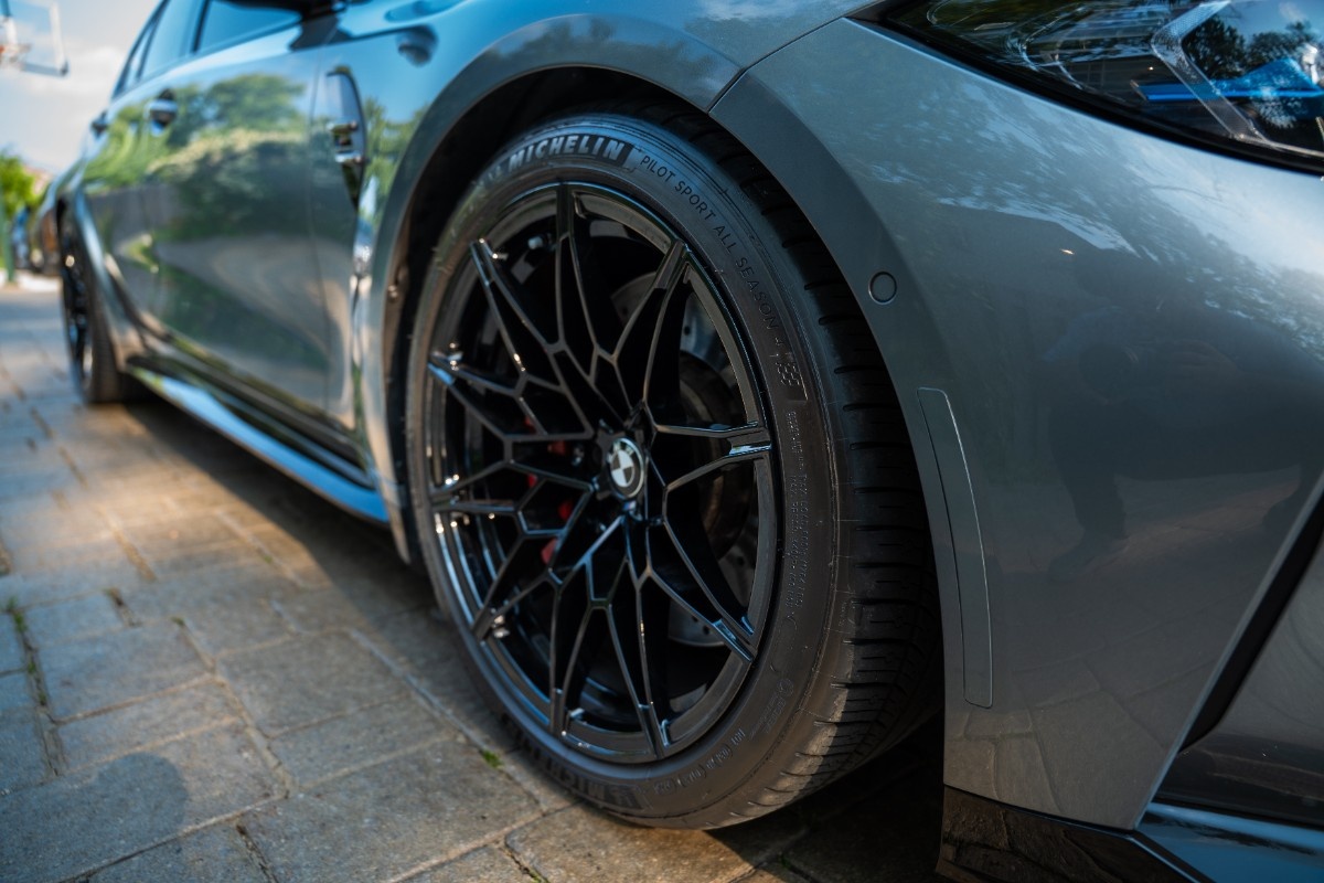 
								BMW M3 COMPETITION XDRIVE full									