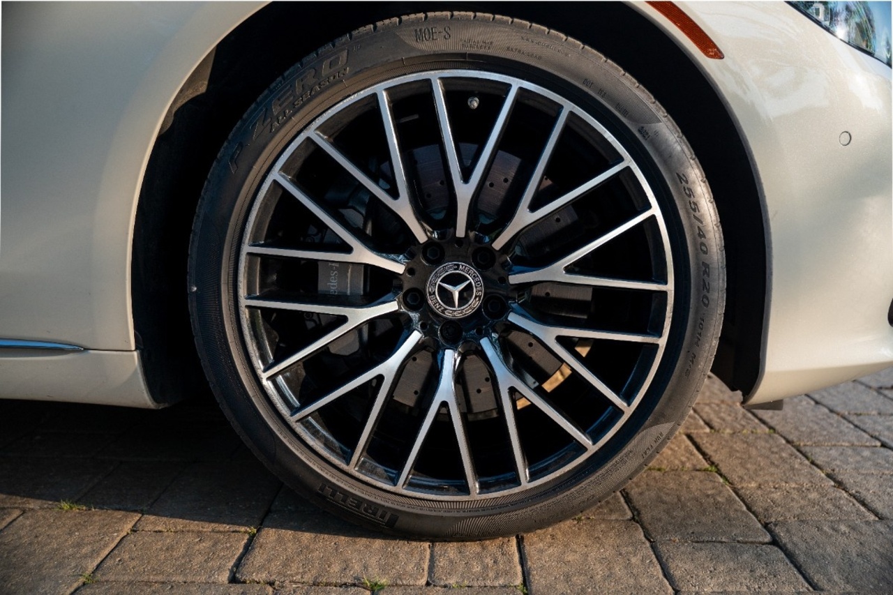 
								Mercedes S580 4matic full									