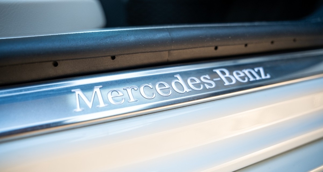 
								Mercedes S580 4matic full									