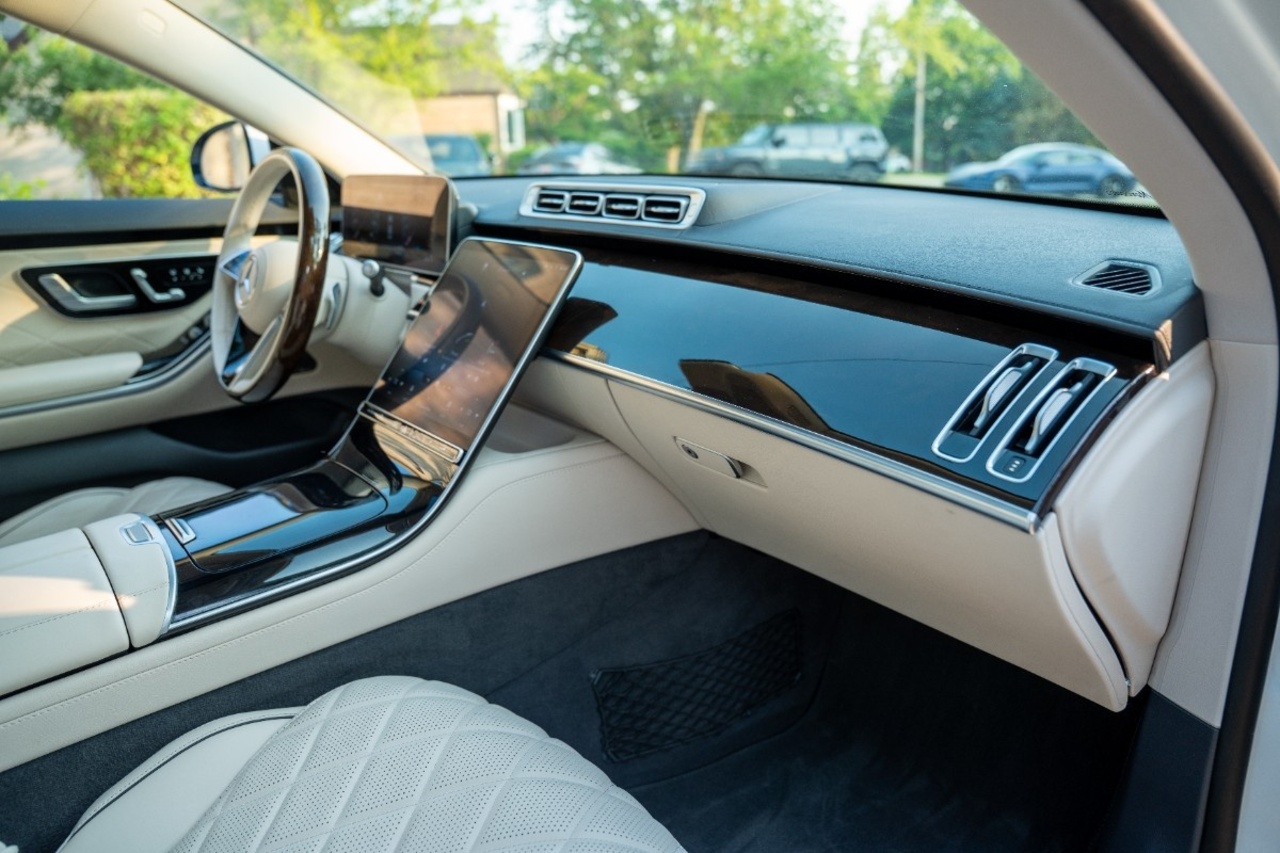 
								Mercedes S580 4matic full									