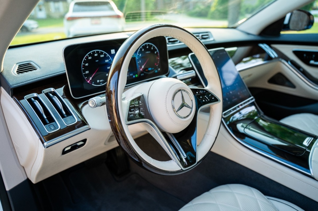 
								Mercedes S580 4matic full									
